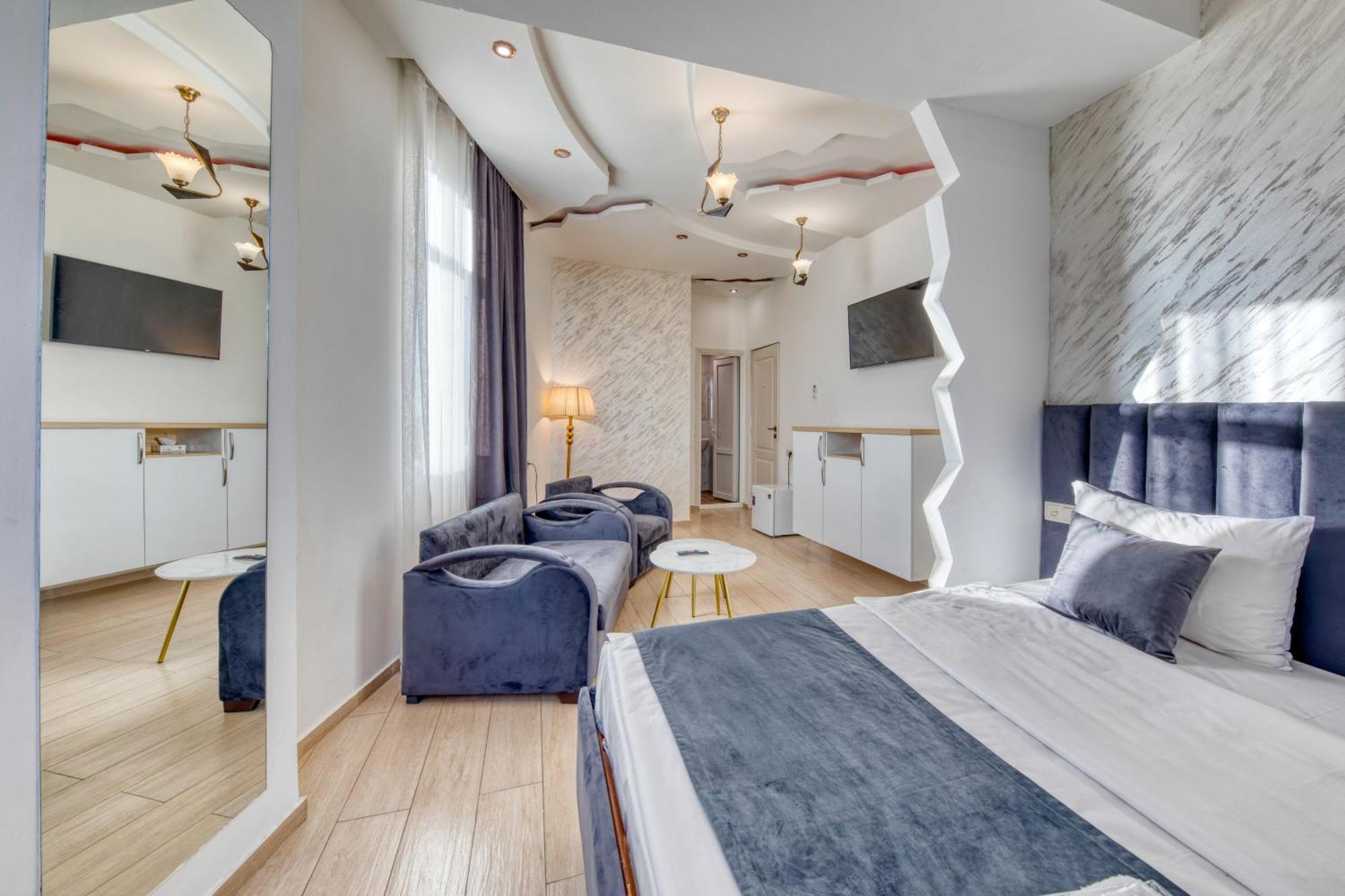 Aleppo Hotel Erivan Dış mekan fotoğraf