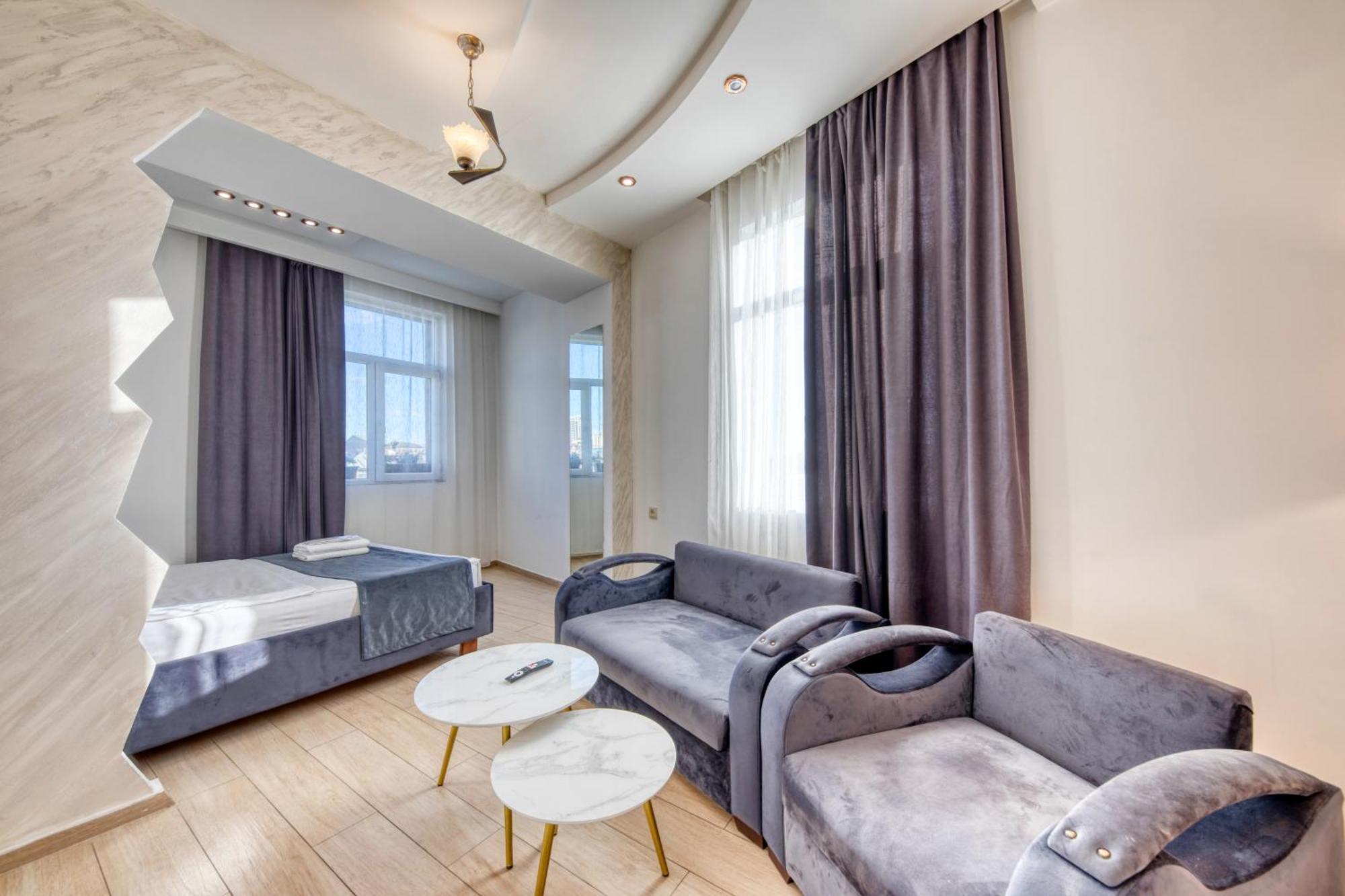Aleppo Hotel Erivan Dış mekan fotoğraf